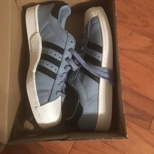 BRAND NEW MENS ADIDAS SIZE:10.5